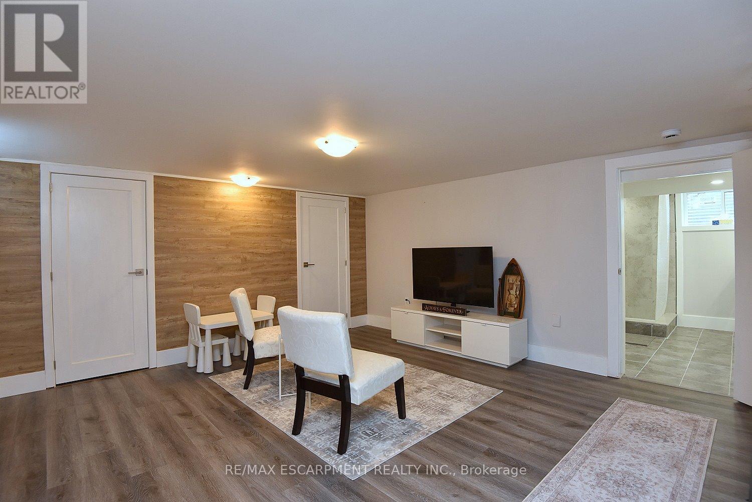 1091 Upper Wellington Street, Hamilton, ON