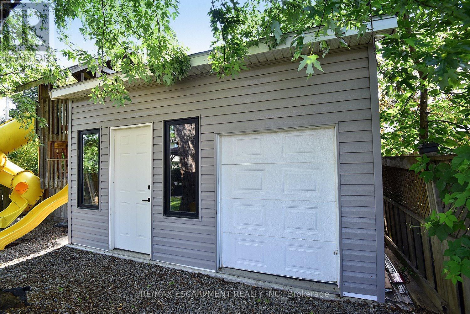 1091 Upper Wellington Street, Hamilton, ON