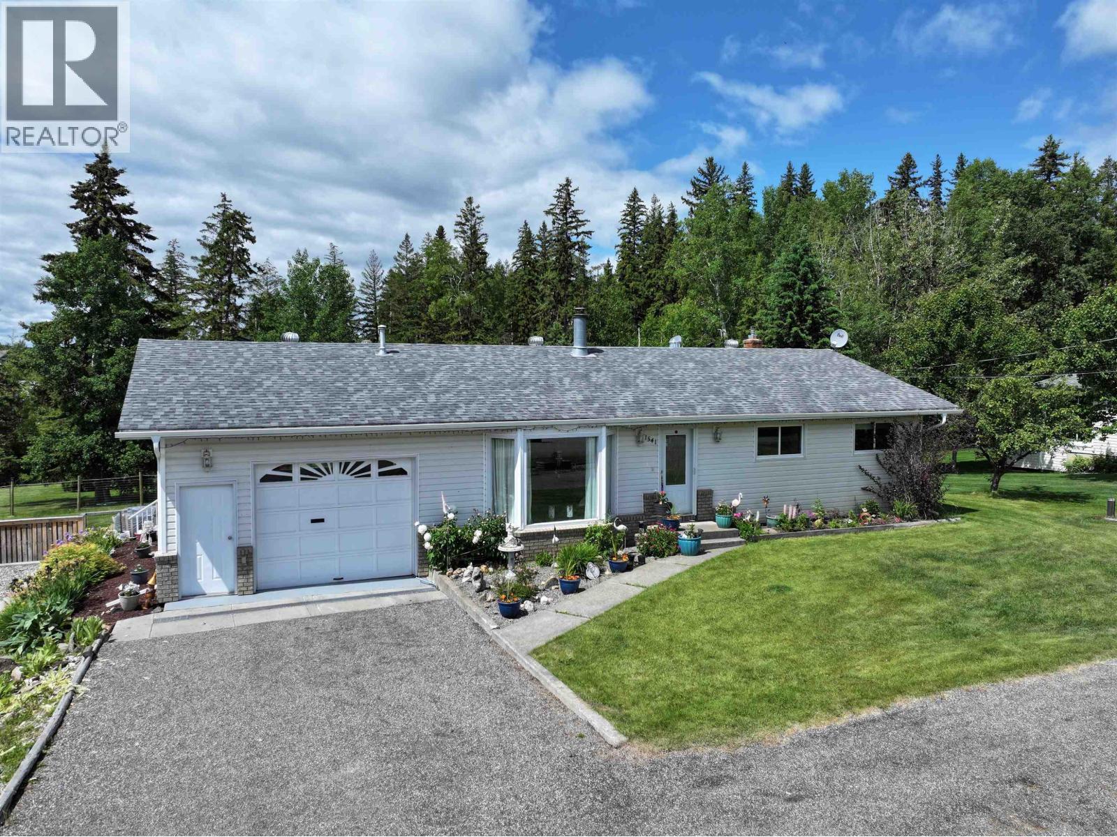 1541 Beach Crescent, Quesnel, BC