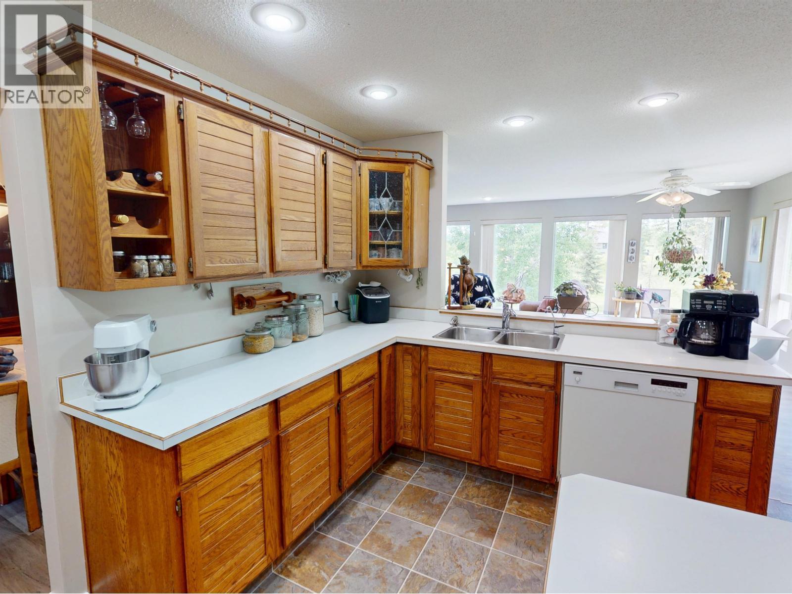 1541 Beach Crescent, Quesnel, BC