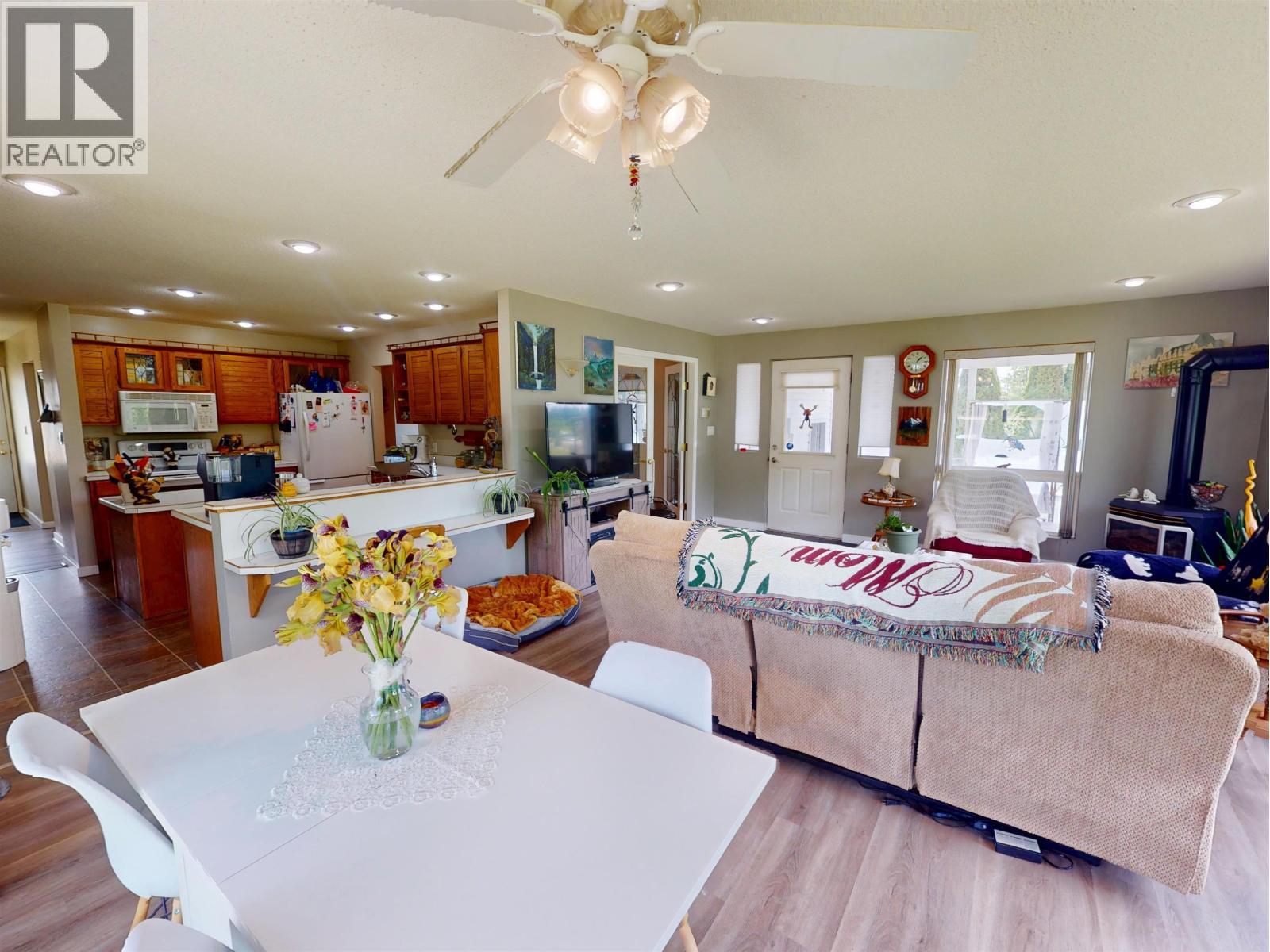 1541 Beach Crescent, Quesnel, BC