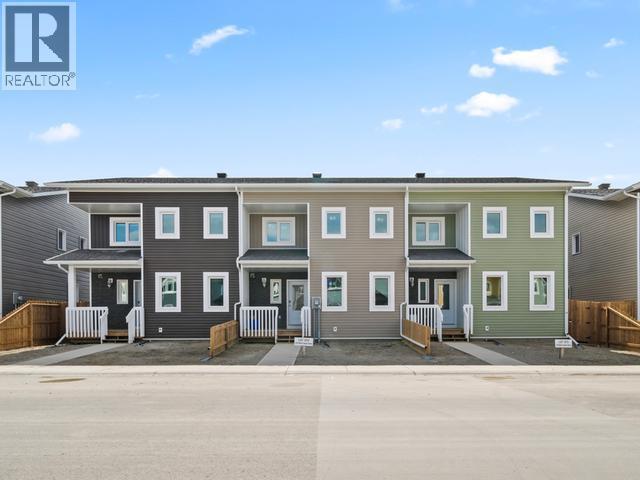 53 Wyvern Avenue, Whitehorse, YT - Outdoor With Facade