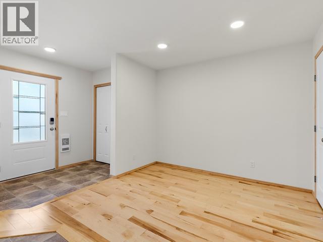 53 Wyvern Avenue, Whitehorse, YT - Indoor Photo Showing Other Room