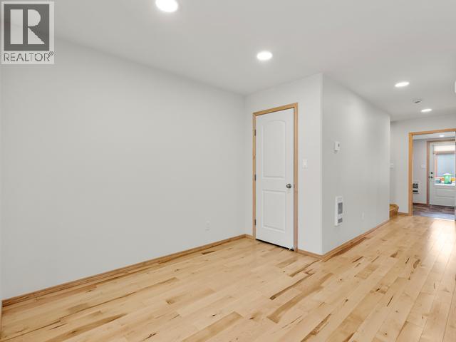 53 Wyvern Avenue, Whitehorse, YT - Indoor Photo Showing Other Room