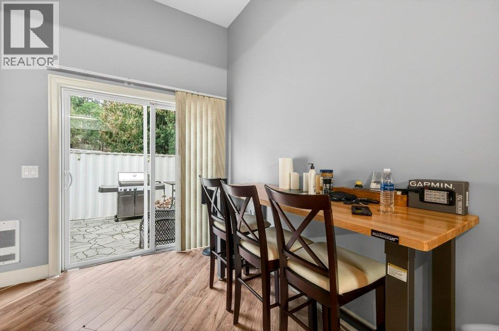 1 Wolfe Street, Sicamous, BC - Indoor Photo Showing Dining Room