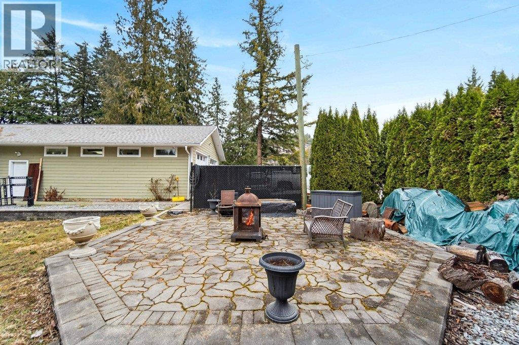 1 Wolfe Street, Sicamous, BC - Outdoor With Deck Patio Veranda