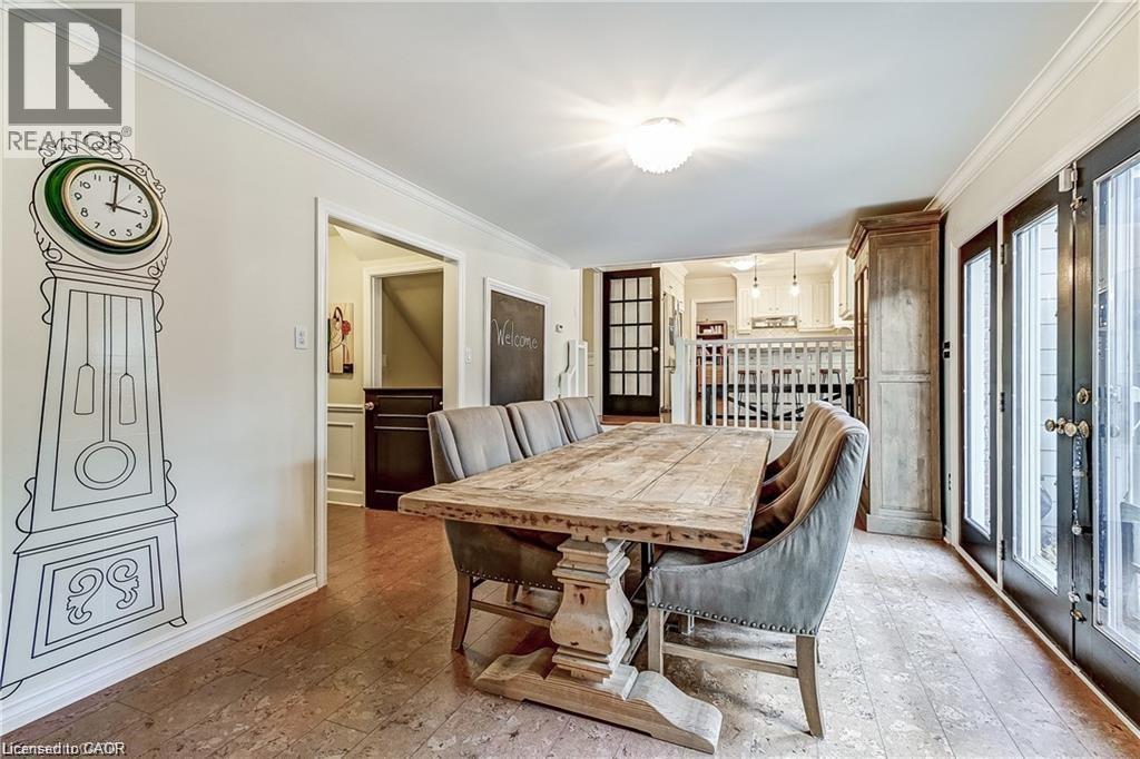 3021 Lakeshore Road, Burlington, ON