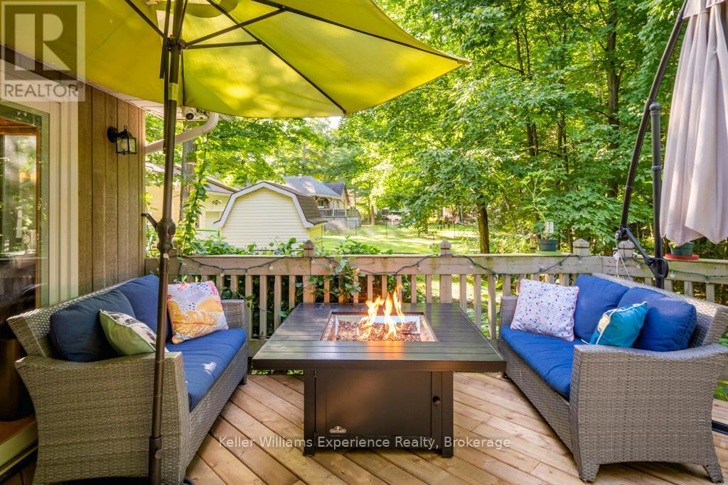 14 Oneida Crescent, Tiny, ON