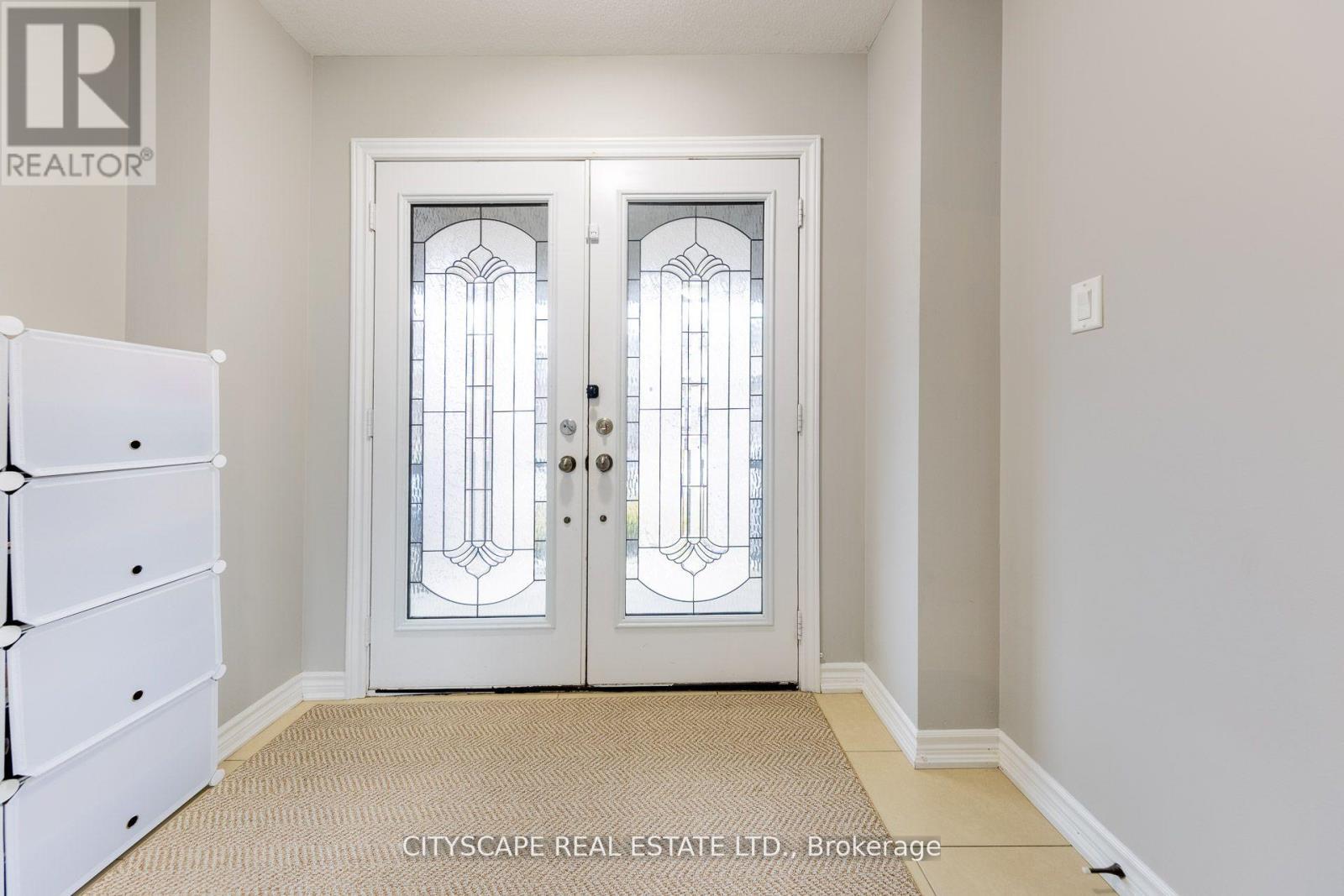 121 Crafter Crescent, Hamilton, ON