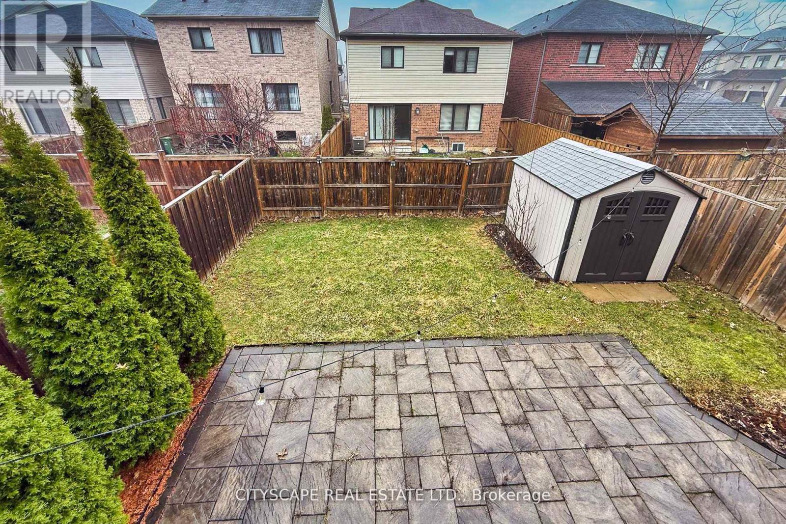 121 Crafter Crescent, Hamilton, ON