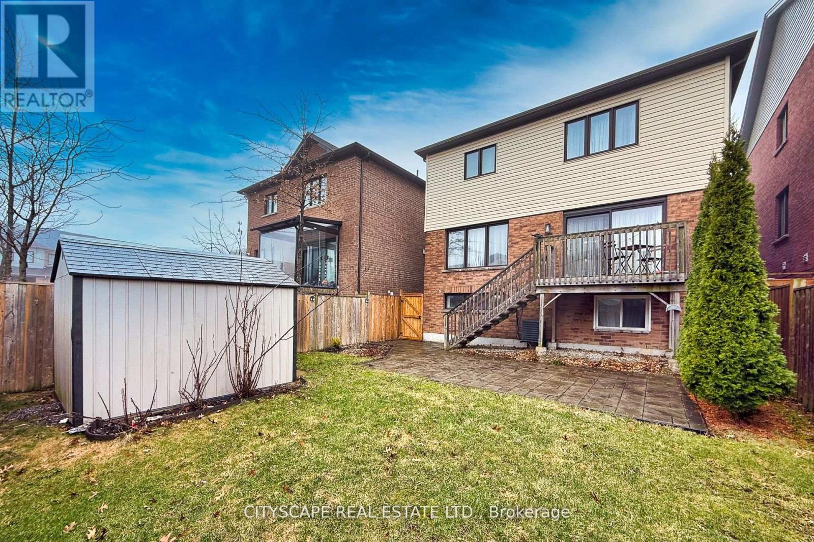 121 Crafter Crescent, Hamilton, ON