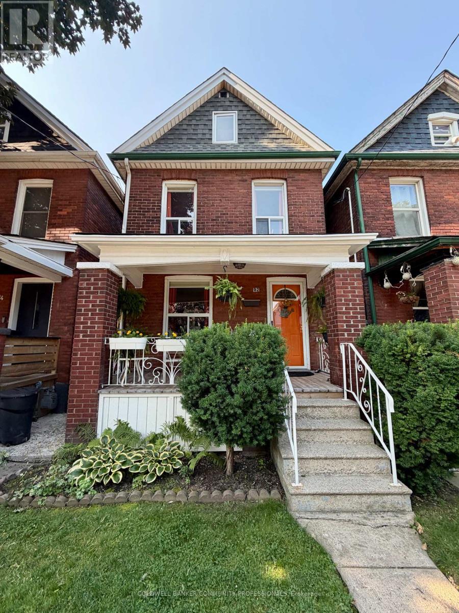92 Case Street, Hamilton, ON - Outdoor With Deck Patio Veranda