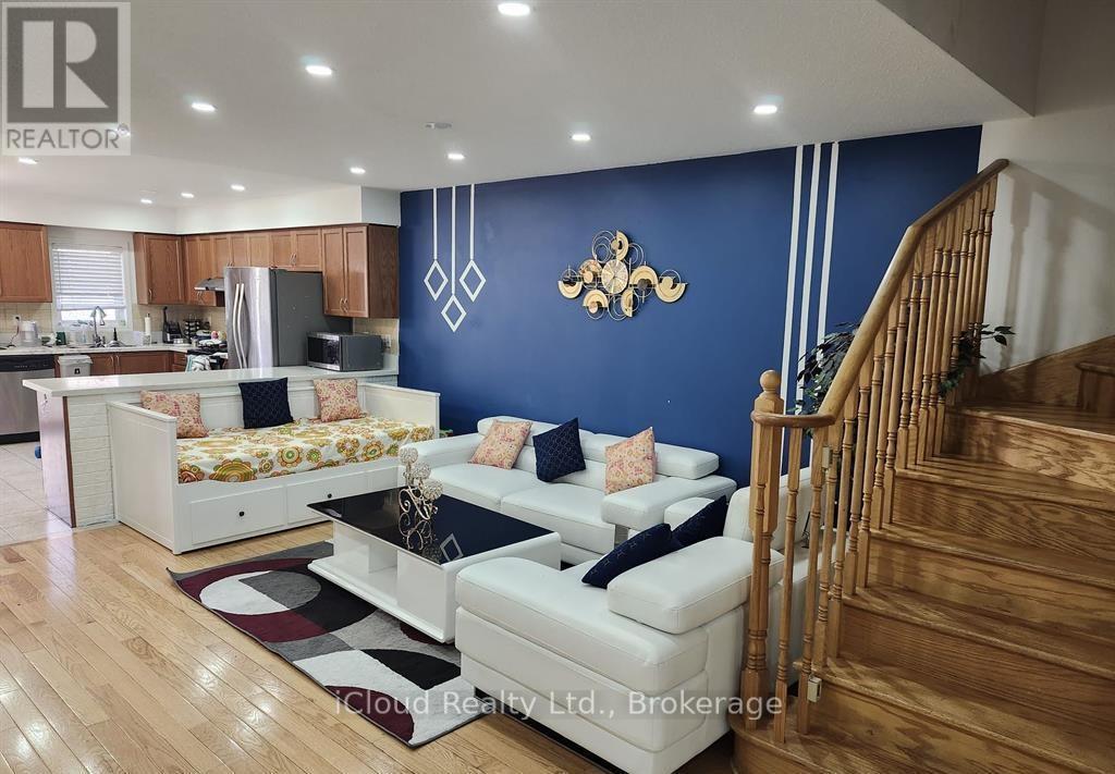 559 Candlestick Circle, Mississauga, ON