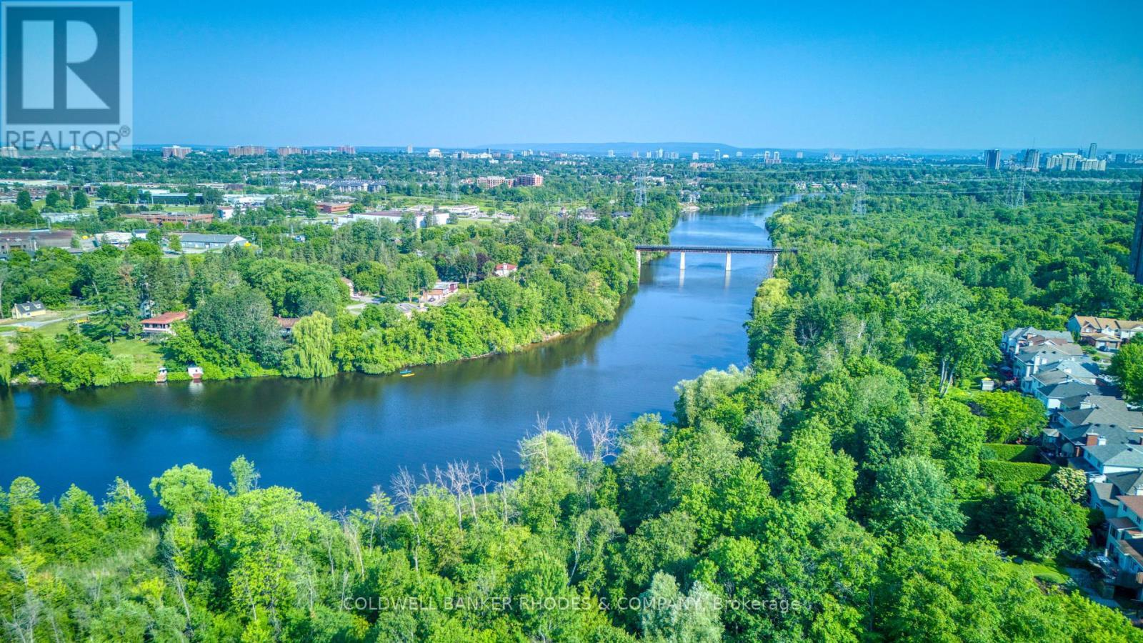 77 Quinterra Court, Ottawa, ON