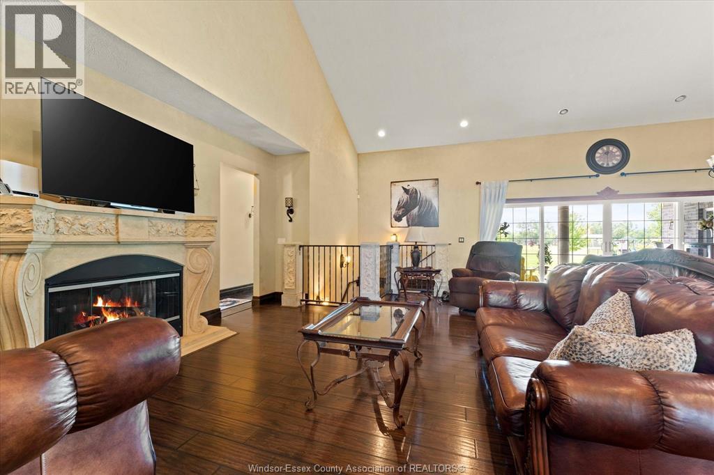 412 County Rd 2, Lakeshore, ON