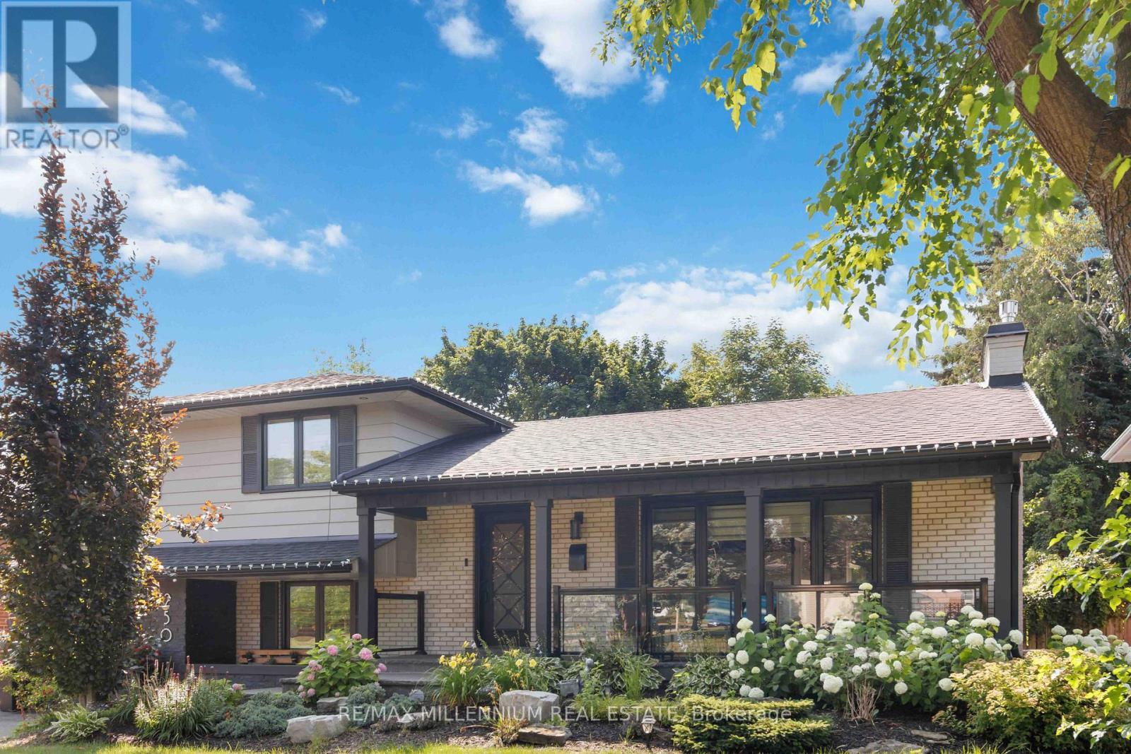 250 Daphne Avenue, Mississauga, ON