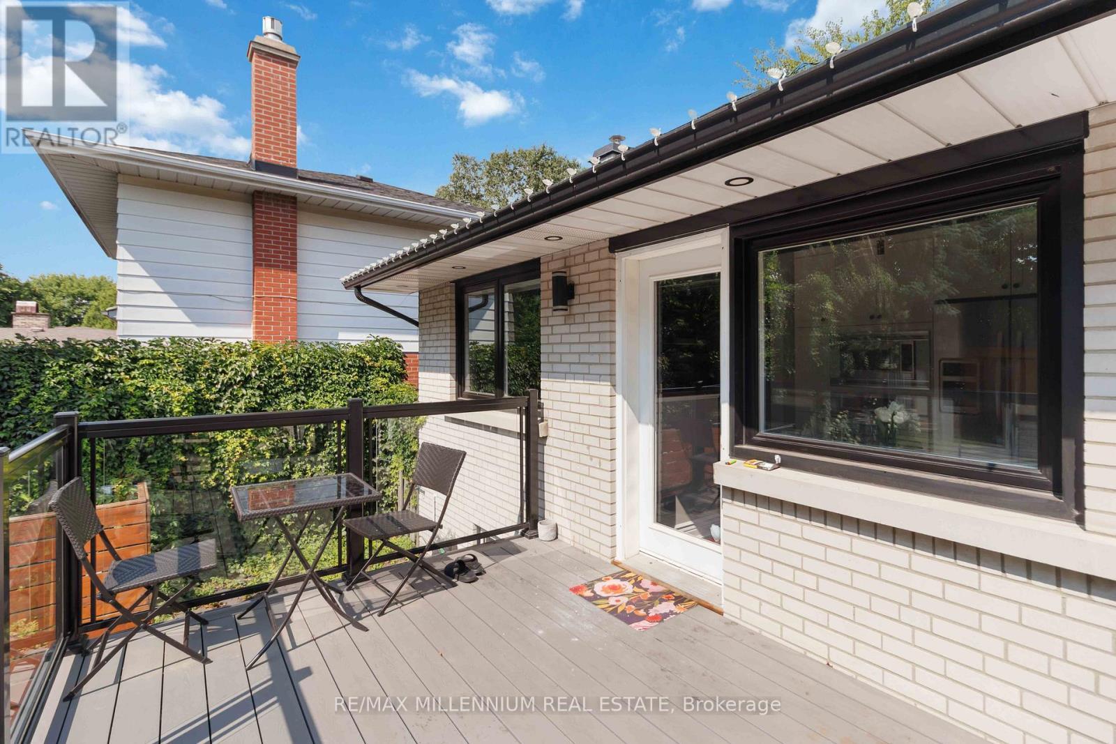 250 Daphne Avenue, Mississauga, ON