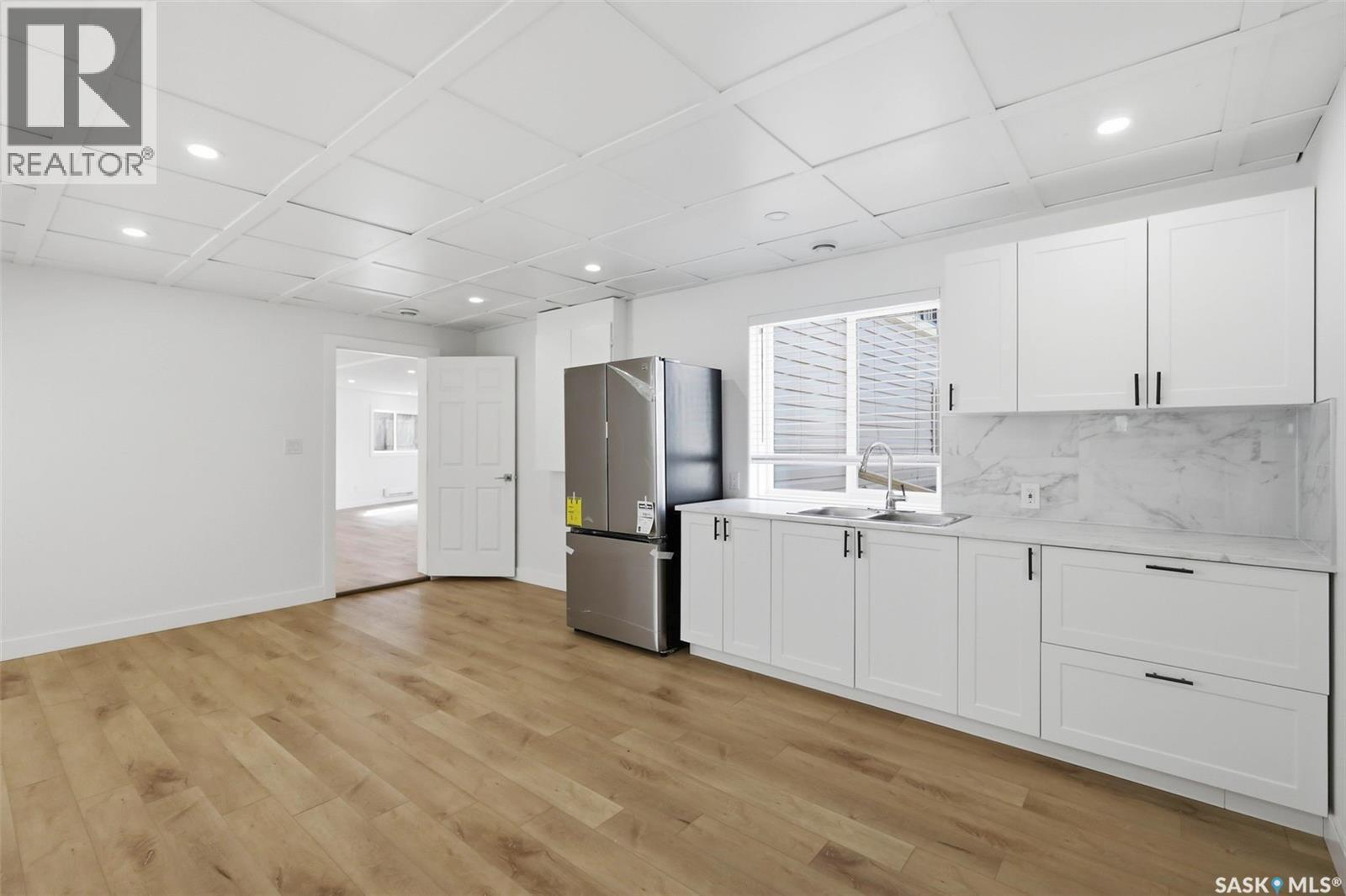 607 Addie Crescent, Saskatoon, SK - Indoor Photo Showing Kitchen