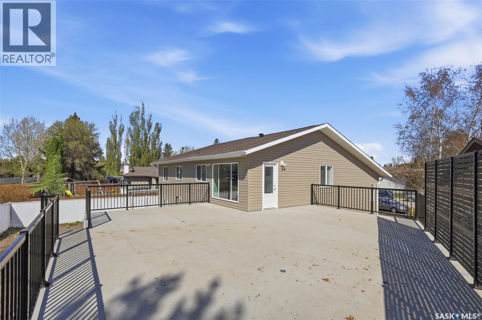 607 Addie Crescent, Saskatoon, SK - Outdoor With Exterior