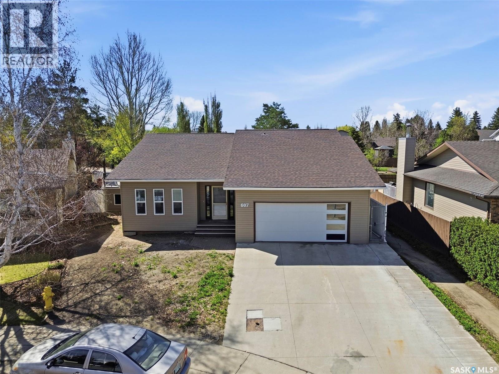 607 Addie Crescent, Saskatoon, SK - Outdoor