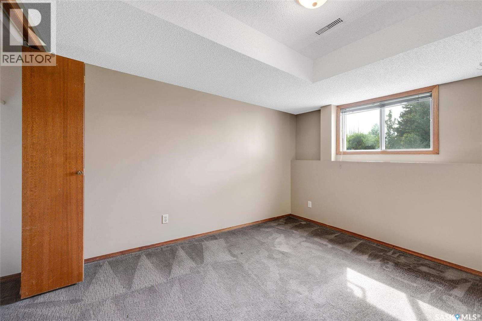 430 Berini Drive, Saskatoon, SK