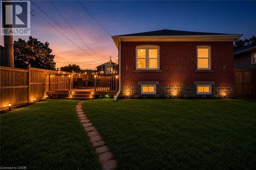 47 Brucedale Avenue E, Hamilton, ON