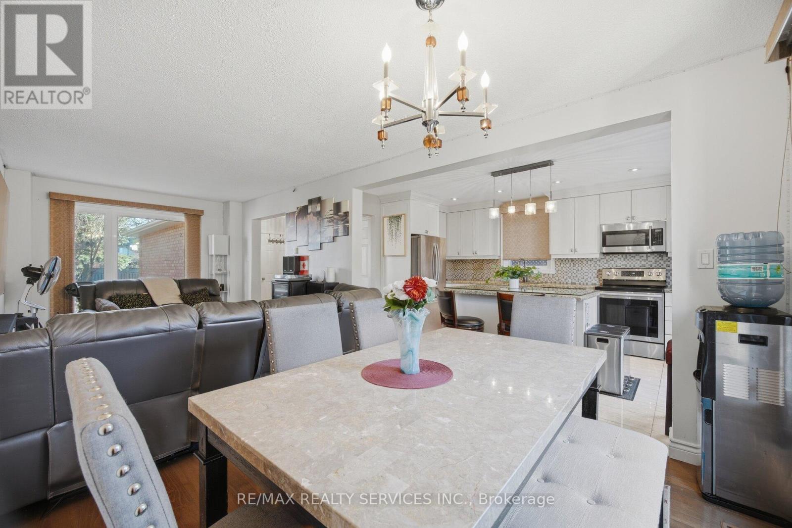 16 Langholm Court, Brampton, ON