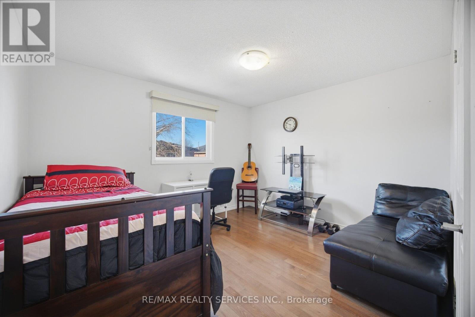 16 Langholm Court, Brampton, ON