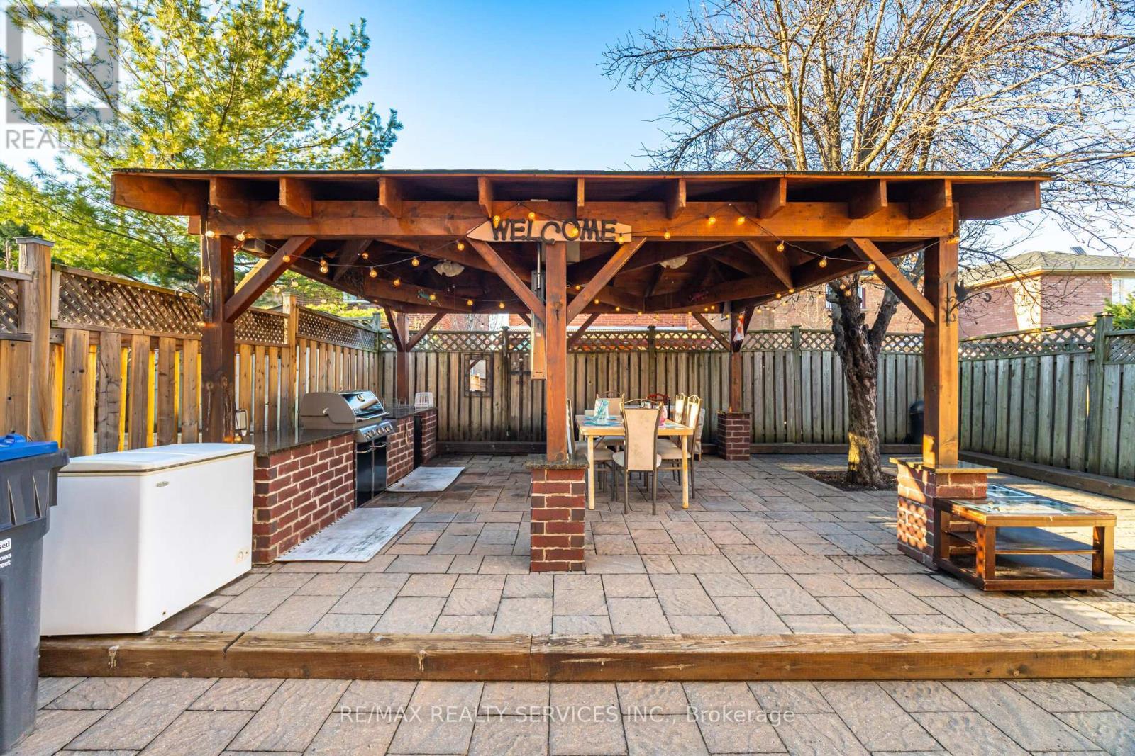 16 Langholm Court, Brampton, ON