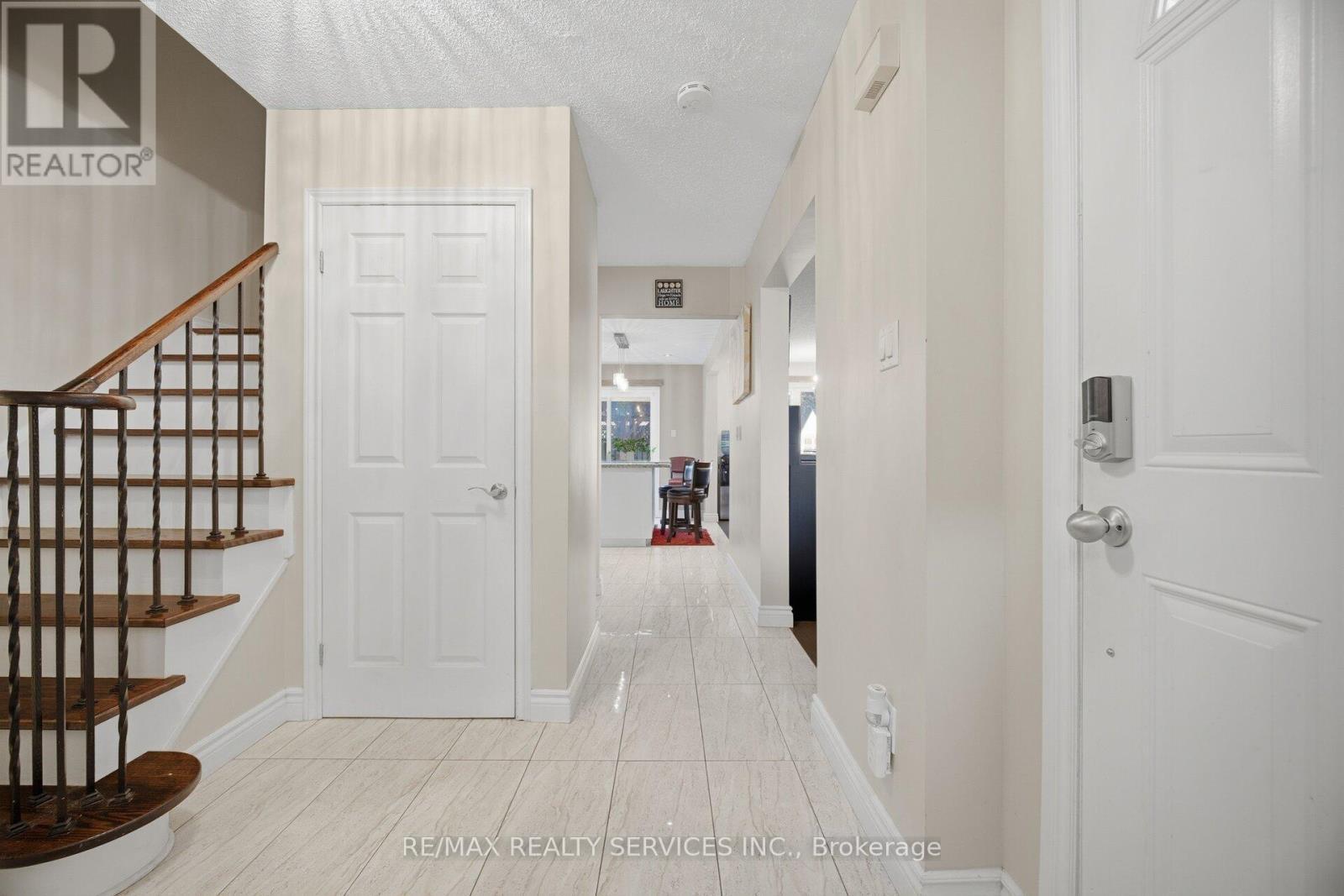 16 Langholm Court, Brampton, ON