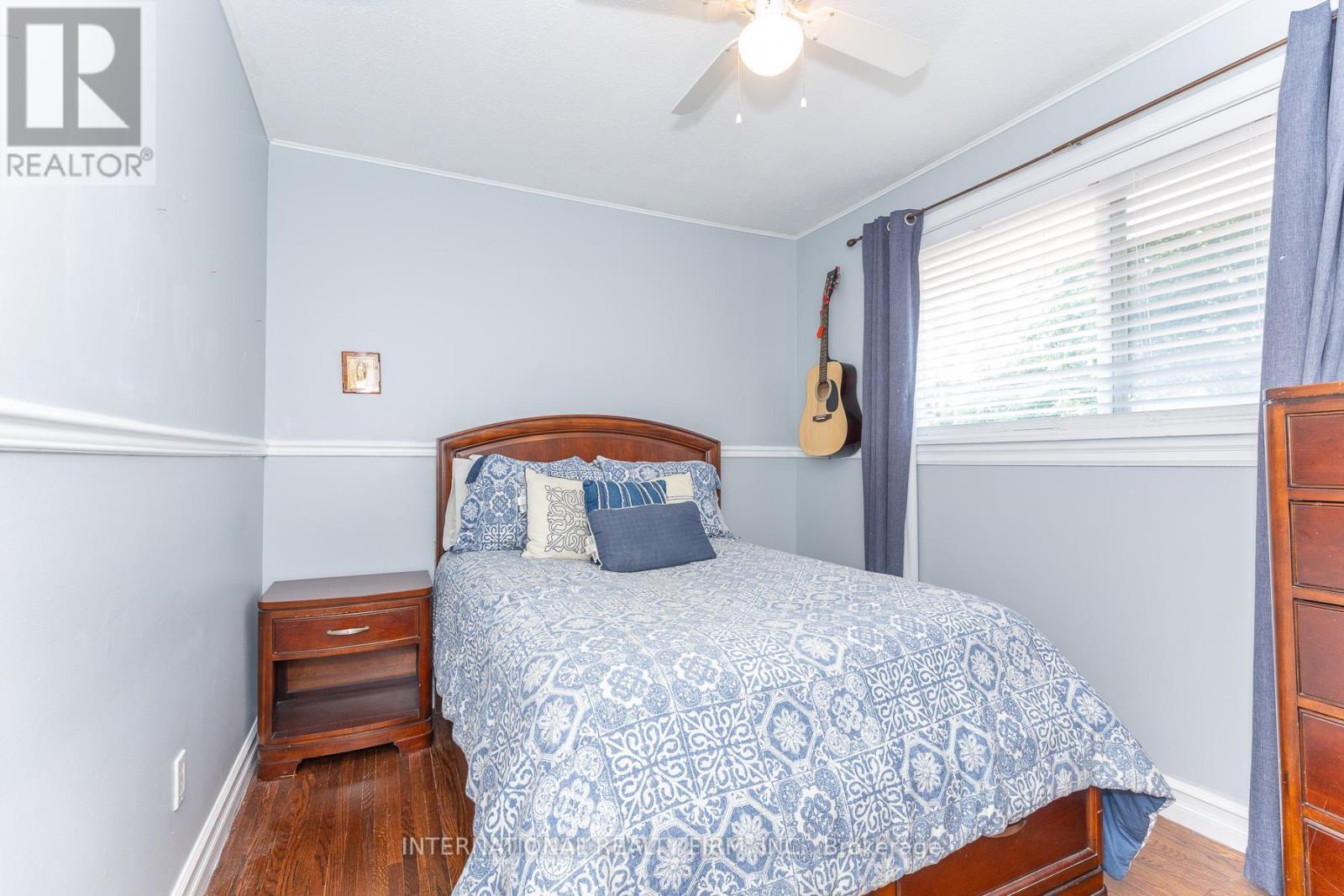2528 Truscott Drive, Mississauga, ON