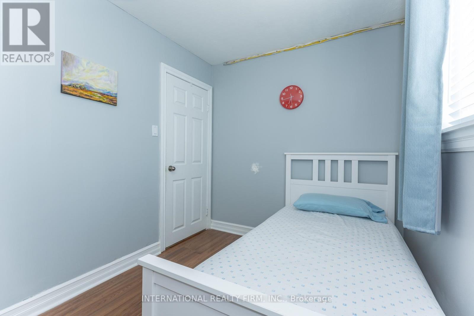 2528 Truscott Drive, Mississauga, ON