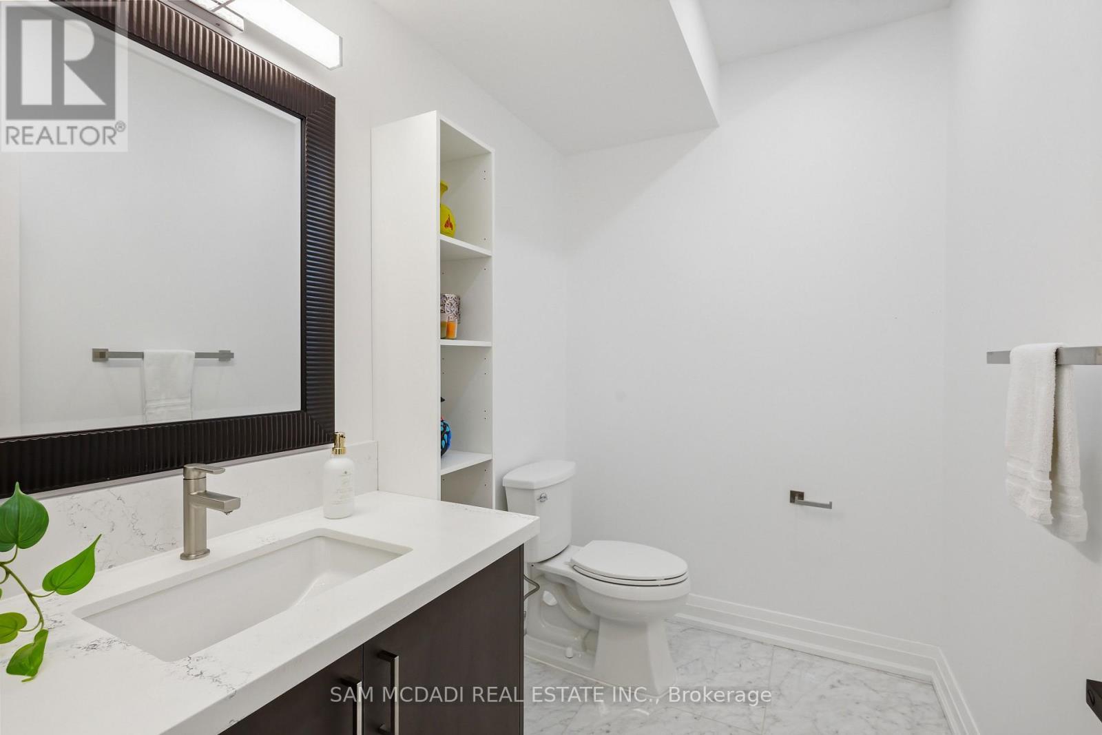 1750 Lincolnshire Boulevard, Mississauga, ON