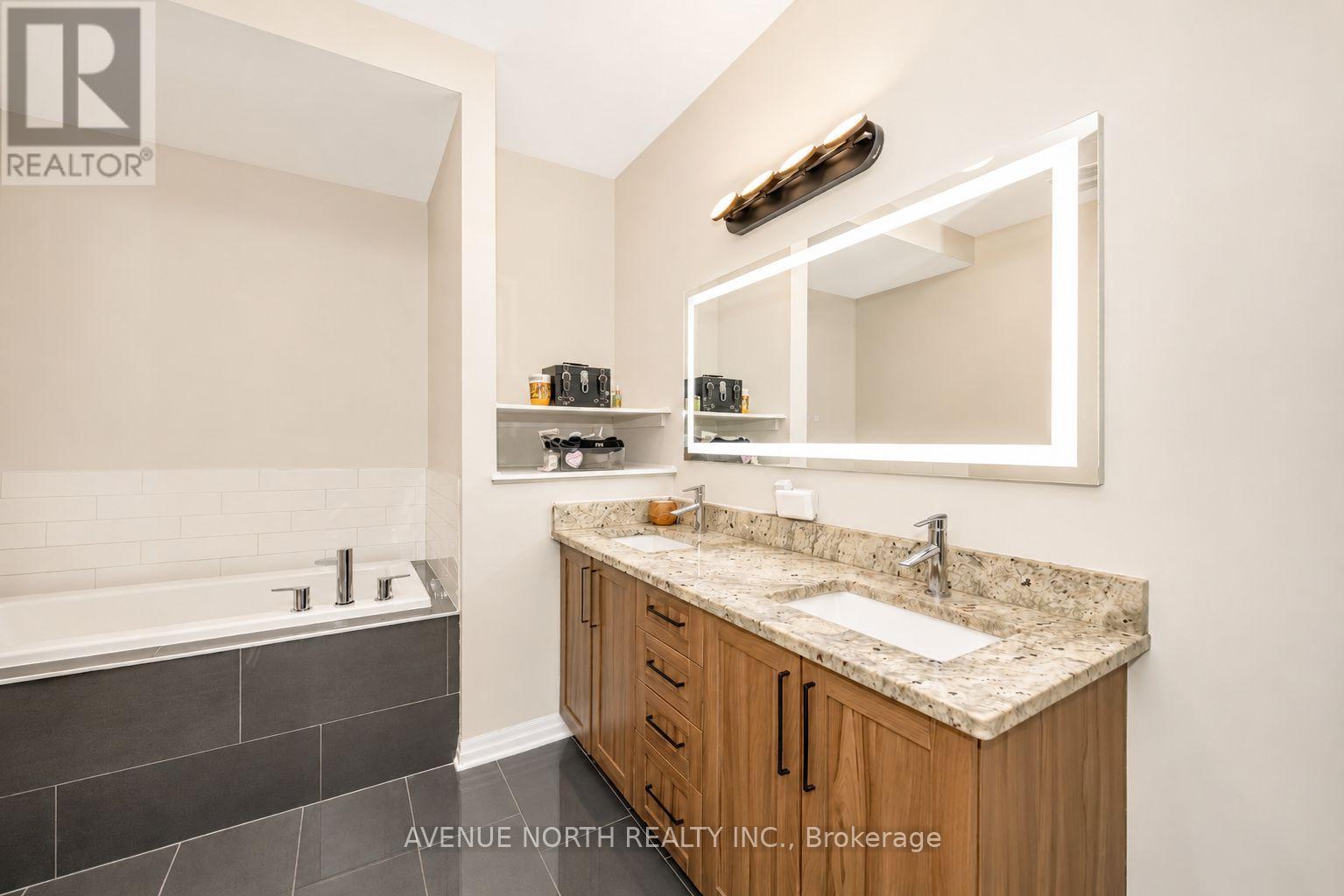 323 Lysander Place, Ottawa, ON