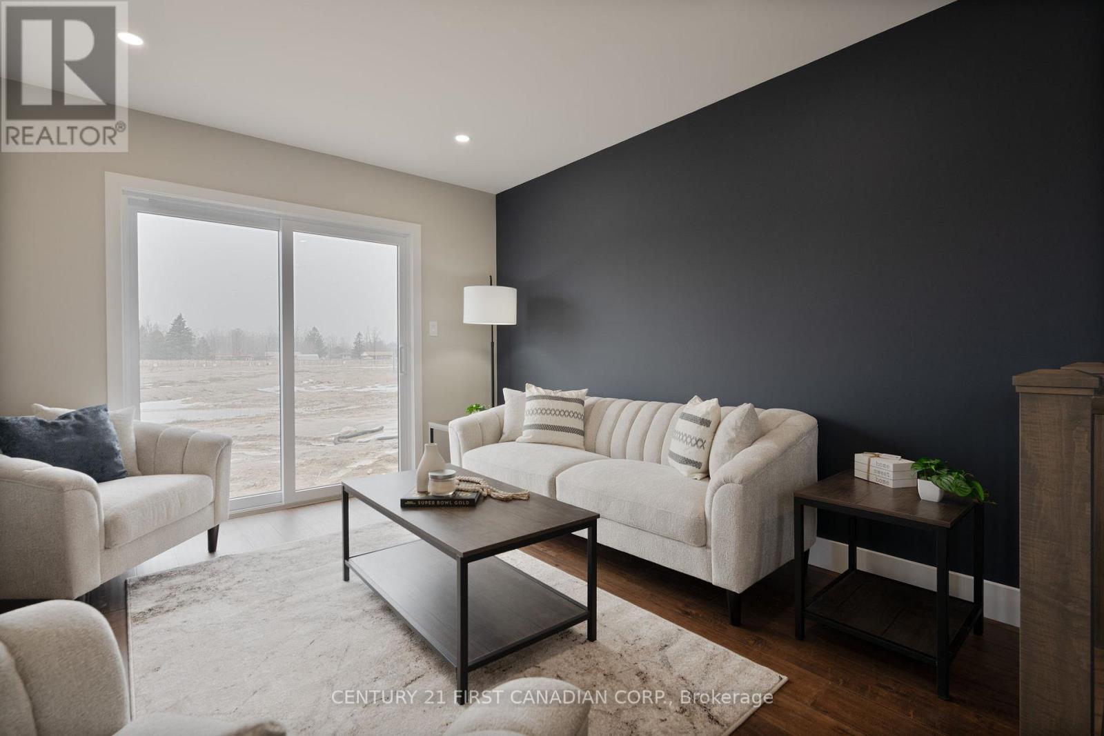 44 Postma Crescent, North Middlesex (Ailsa Craig), ON