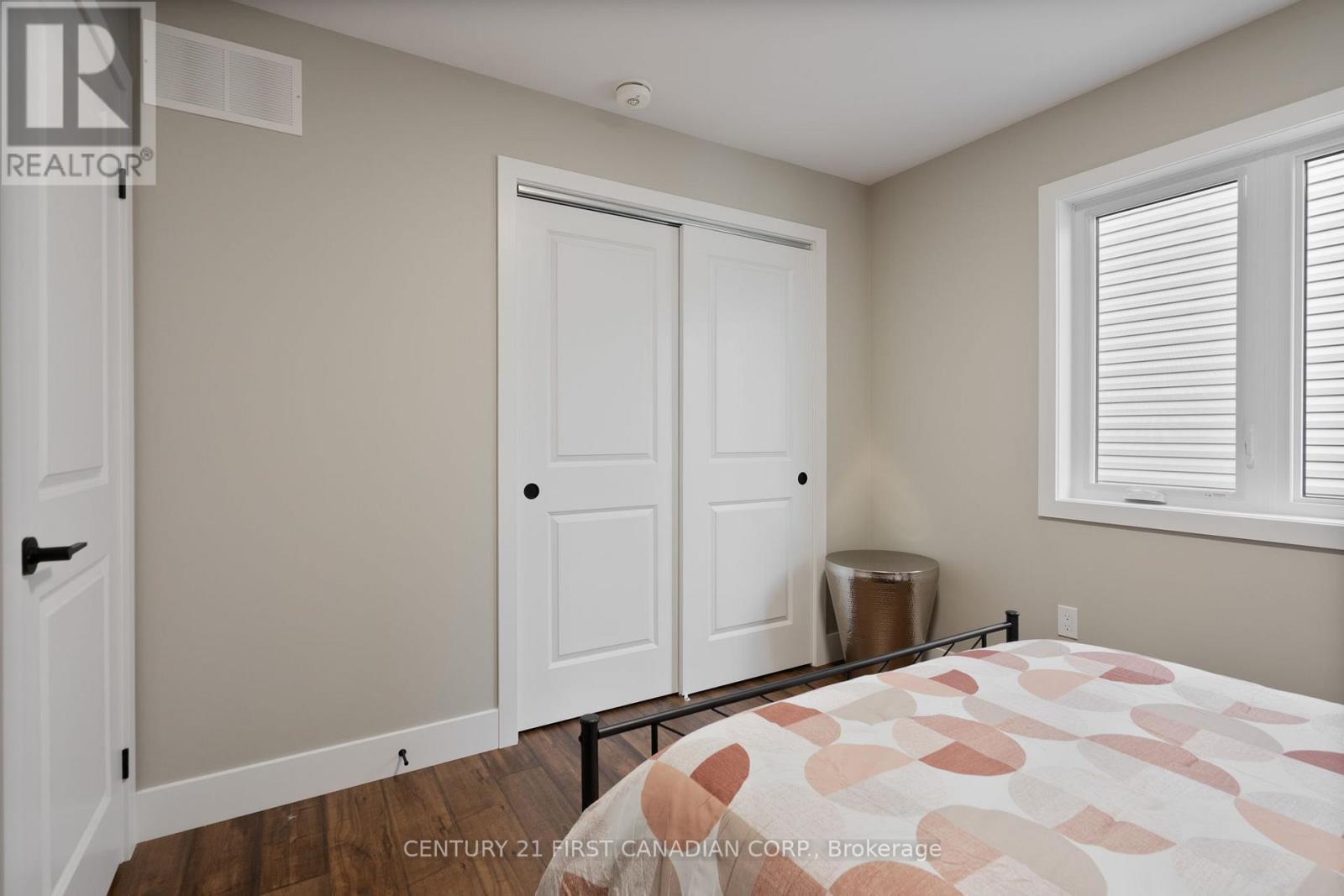 44 Postma Crescent, North Middlesex (Ailsa Craig), ON