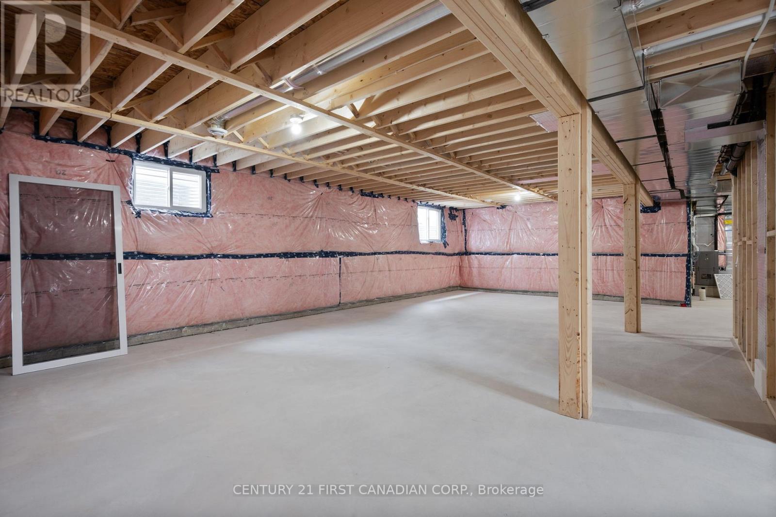 44 Postma Crescent, North Middlesex (Ailsa Craig), ON