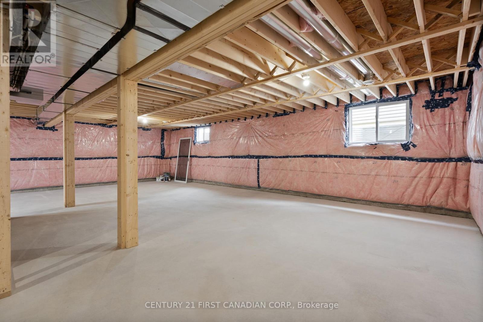 44 Postma Crescent, North Middlesex (Ailsa Craig), ON