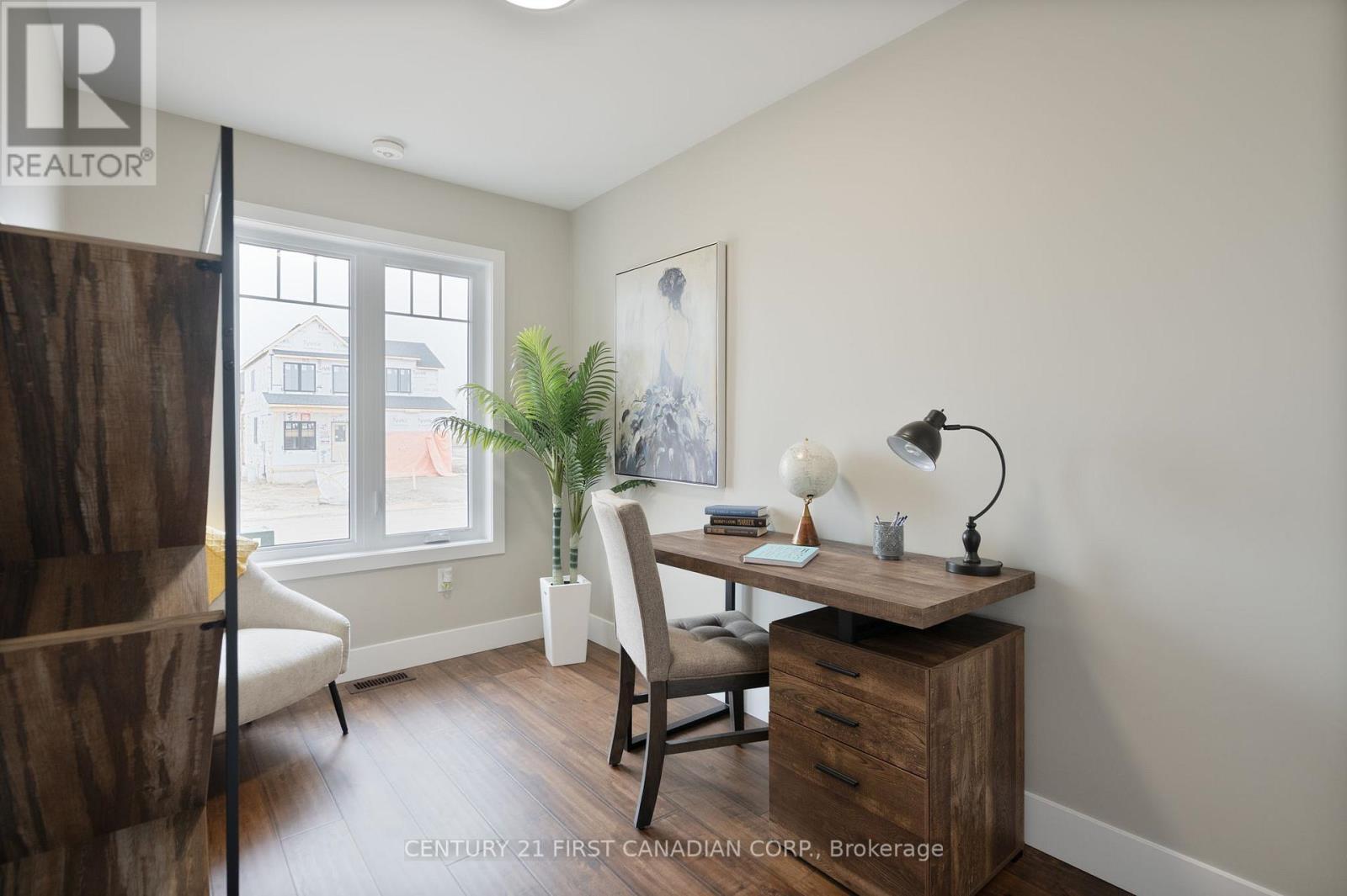 44 Postma Crescent, North Middlesex (Ailsa Craig), ON