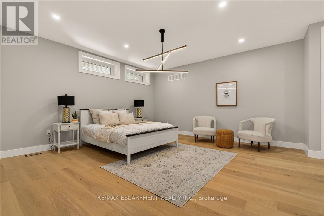 274 Mountain Brow Boulevard, Hamilton, ON