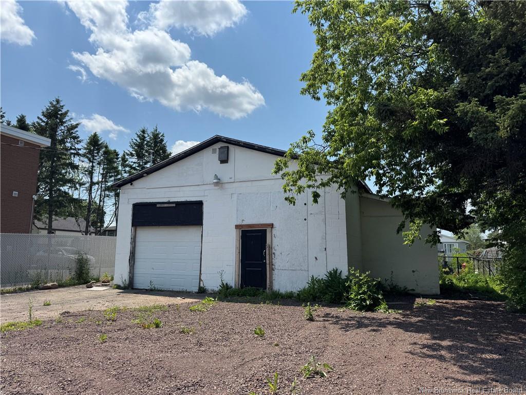 190 Spruce St, Moncton, NB