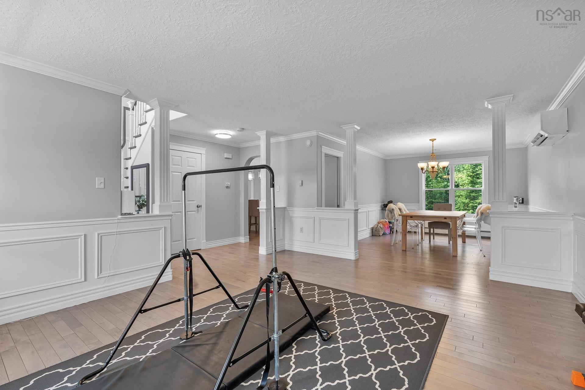 275 Canterbury Lane, Fall River, NS