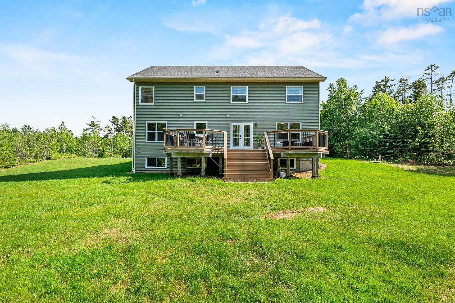 275 Canterbury Lane, Fall River, NS