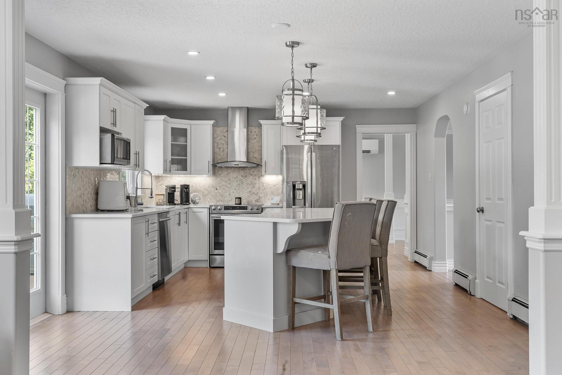 275 Canterbury Lane, Fall River, NS