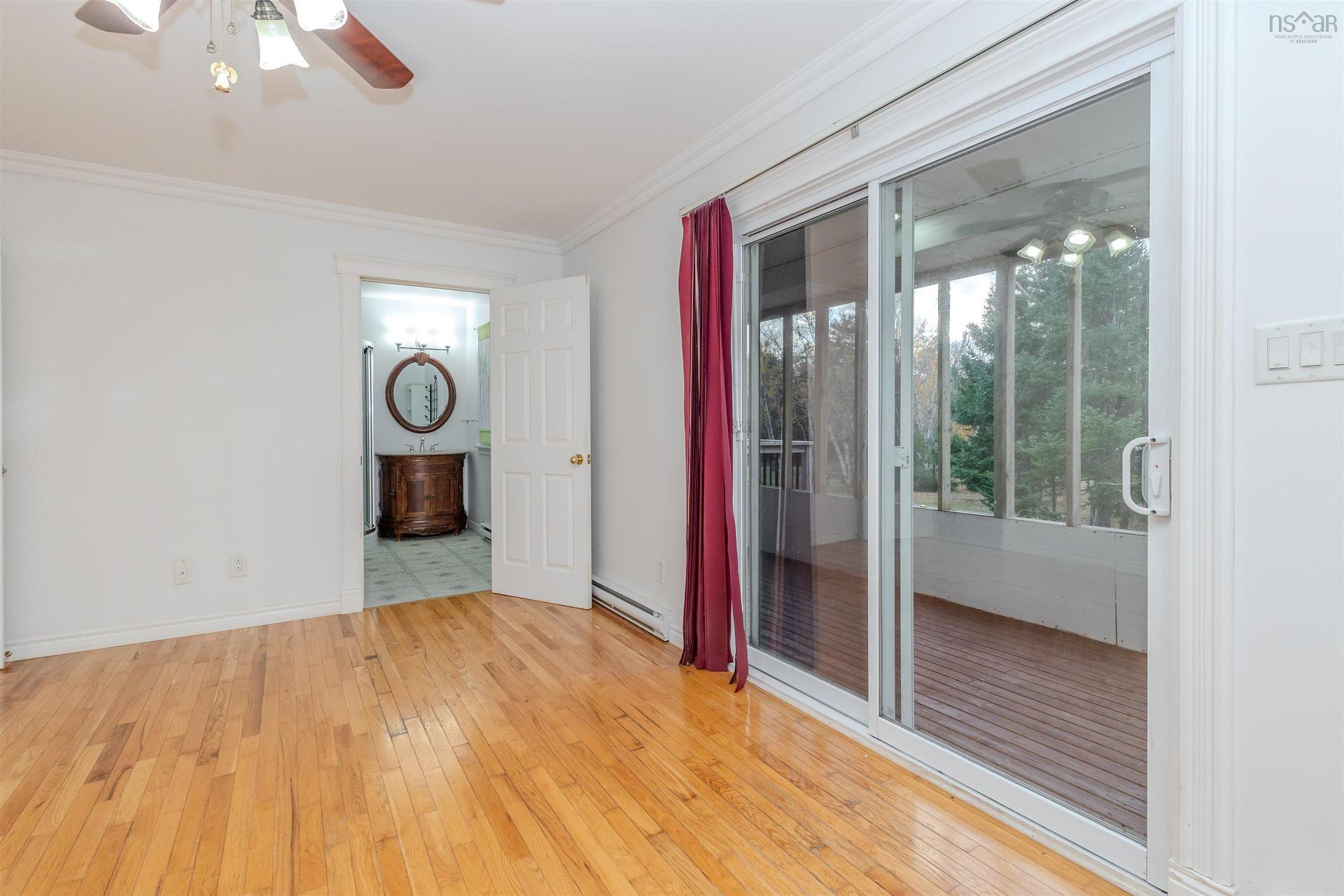 103 Paradise Road, Albert Bridge, NS - Indoor Photo Showing Other Room