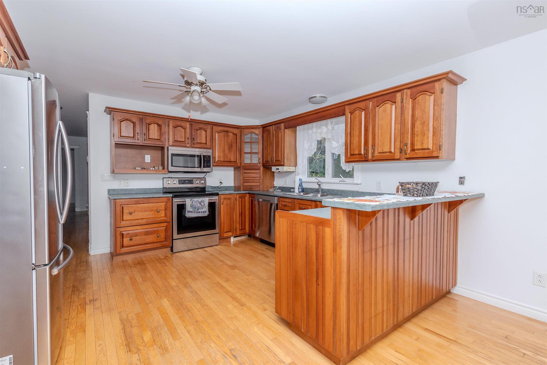 103 Paradise Road, Albert Bridge, NS - Indoor Photo Showing Kitchen