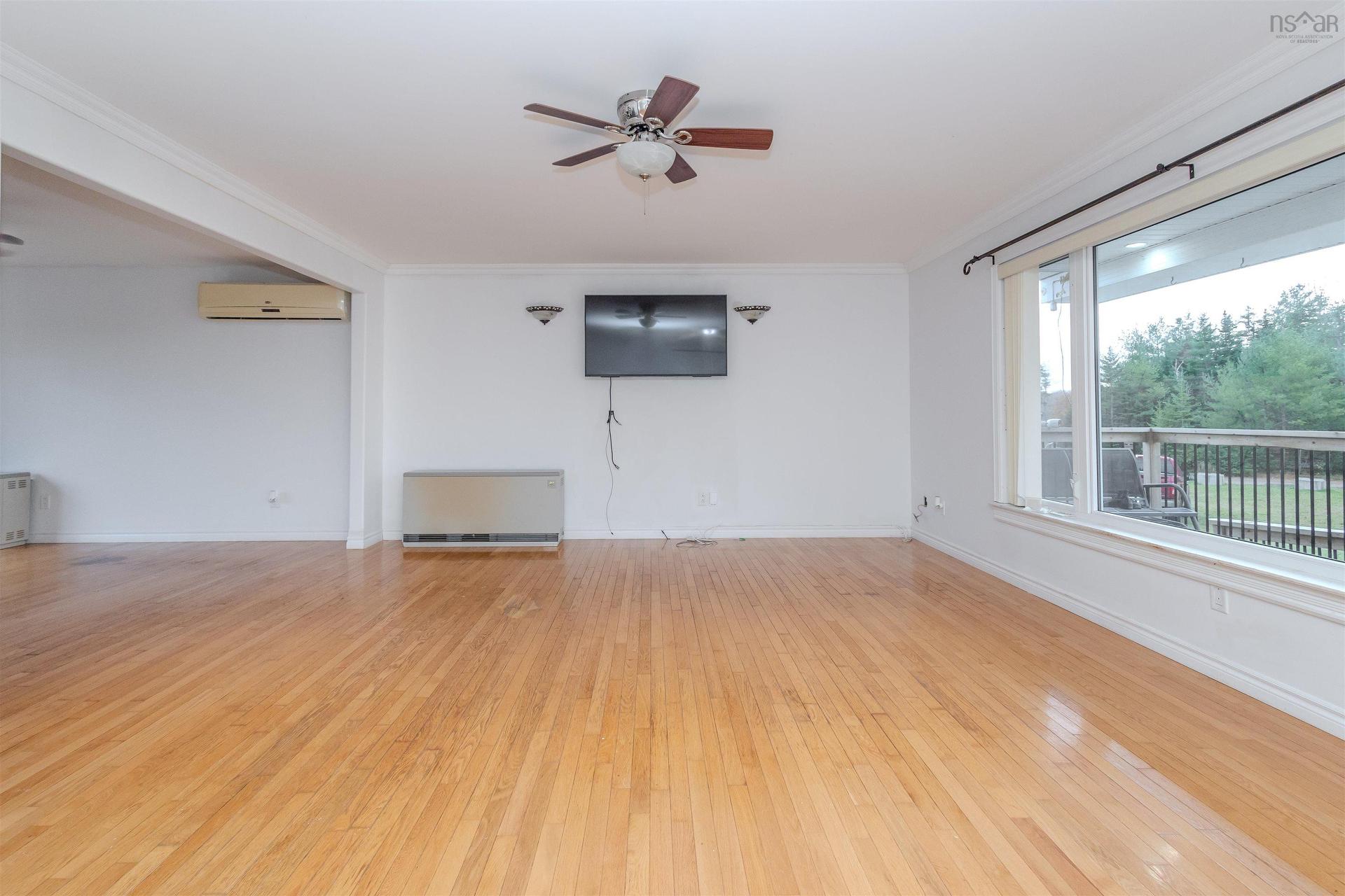 103 Paradise Road, Albert Bridge, NS - Indoor Photo Showing Other Room