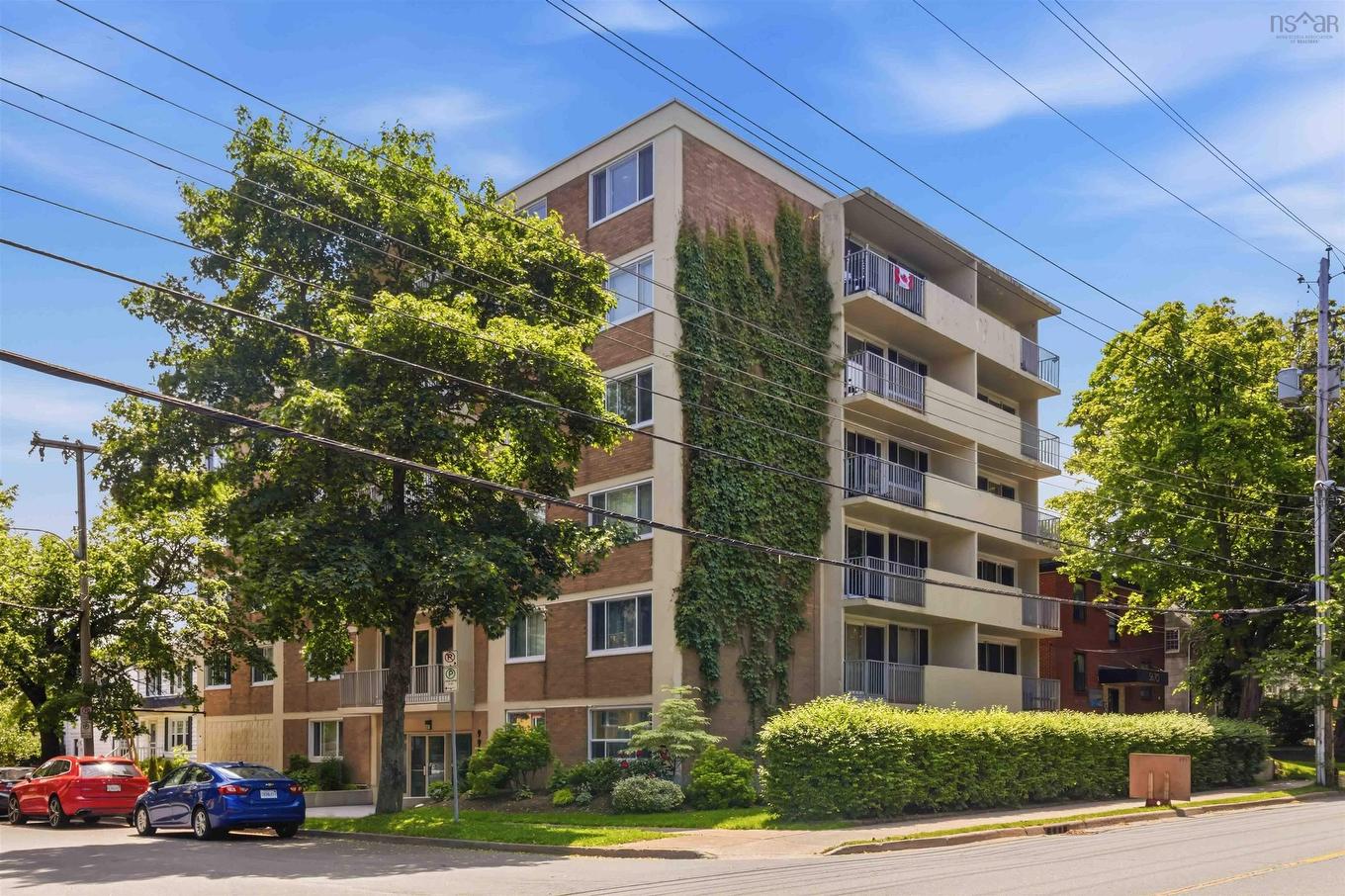 403 990 Mclean Street, Halifax, NS