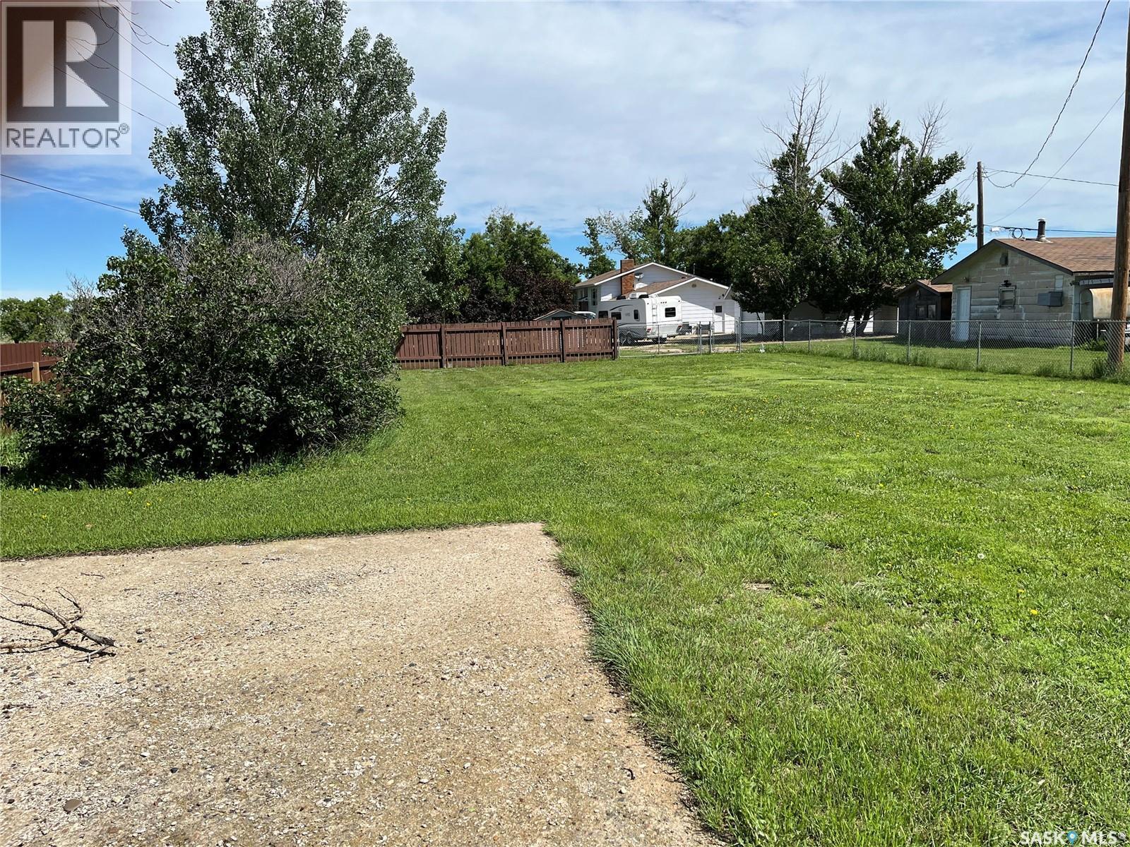 3 2Nd Street E, Willow Bunch, SK
