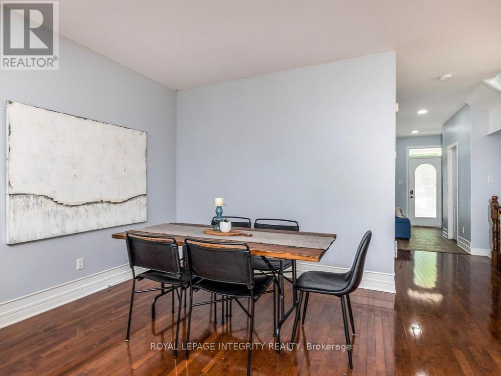 64 Stedman Street, Ottawa, ON